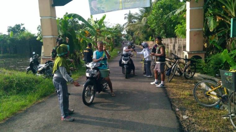 Berbagi 1000 Masker, Bumdes Cegah Pandemi Covid-19 Tingkat Desa